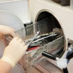 普通に診療台で手術して大丈夫なの?